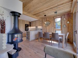 Appartement neuf au Lavachet près des pistes, 4 chambres pour 8 personnes - FR-1-641-123