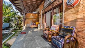 Private Pool & Stone Spa Bath & Covered Terrace