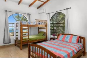 Surfhouse Playa Maderas