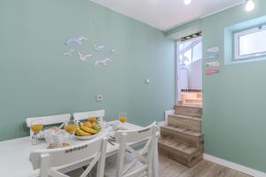 #414 Central Apartment Walk to the Beach