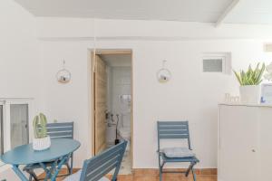 #414 Central Apartment Walk to the Beach