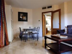 Apartamento espronceda con piscina