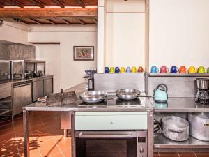 Apartment Wohnung in einer alten Villa mit Schwimmbad by Interhome