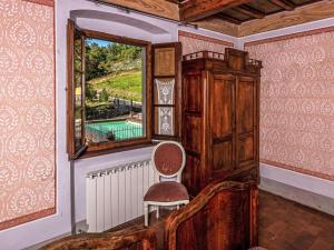 Apartment Wohnung in einer alten Villa mit Schwimmbad by Interhome