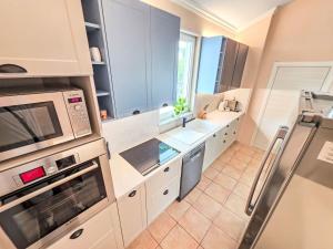 Holiday Home Villa mit Jacuzzi in Jadranovo by Interhome