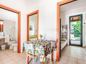 Apartment Mini-Wohnung in einer Residenz-Lösung by Interhome