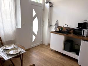 Appt - T2 - Maison - 15 min Gare Rouen - Parking