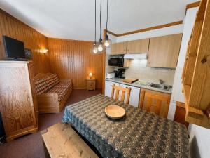Studio cabine 4 pers. aux Menuires, animaux admis - FR-1-452-7