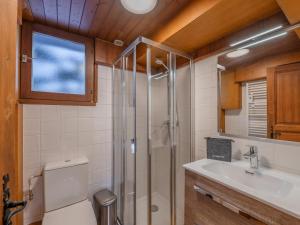 Chalet familial Savoyard près du Mont-Blanc - Accueille 10 pers. - FR-1-343-258