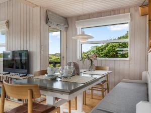 Holiday Home Athina - 200m from the sea by Interhome