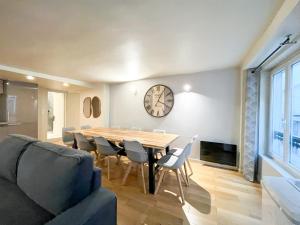 UrbanFlat 89 - Appartement Spacieux dans le centre de Paris