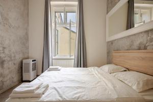LOFT Apartments