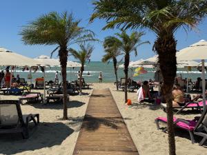 Beachfront Relax Apartments Golem