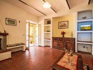 Apartment Forno by Interhome