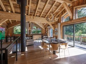 Luxueux Chalet avec Spa et Vue sur Mont Blanc - FR-1-343-253