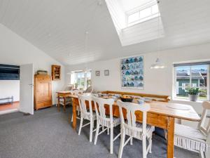 Holiday Home Reinhard - from the sea by Interhome