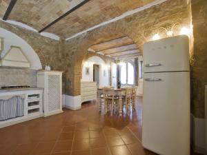 Apartment Torrenieri by Interhome