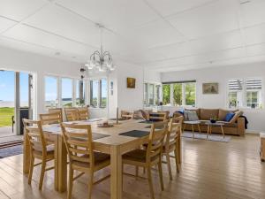 Holiday Home Elodie - 10m from the sea by Interhome