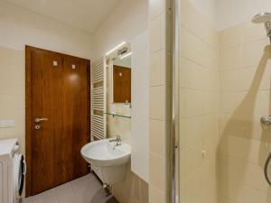 Apartment Riva Olive by Interhome