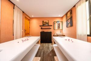 Precious Forest , Pool, Garden & 8BR
