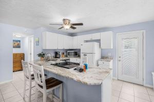 Blissful Beach Retreat C