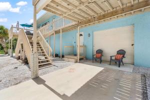 Blissful Beach Retreat C