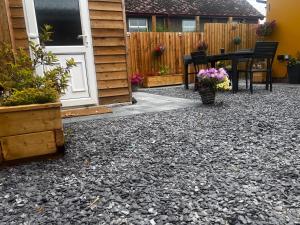 Guest house with 3 double bedroomsEn-suite