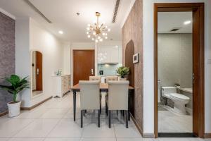 Landmark Plus 1