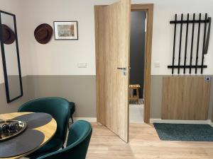 Rejs - ogródek, baseny, sauny, jacuzzi, sala zabaw, do plaży 400m płaskie dojście