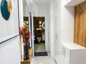 Royal Luxury Apartment Downtown - Central Sofia