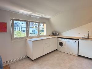 Spacious apartment Sardinero Beach parking