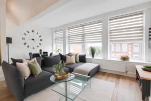 1BR Apartment City Centre By Luxiety Stays