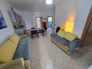 Elvi Apartments