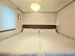 Hongdae Gangnam Kochok Dome 20 minutes 온담헌