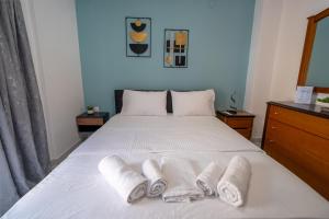 Seaside Family Apt, 2 Br, 80m from sea, Quite Area