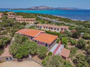 Between Sea and Nature - 3 Minutes from La Pelosa by Host Hero