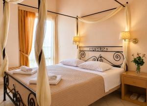 Acropole Delphi City Hotel
