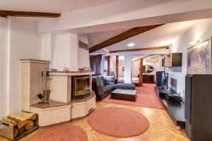 Luxury 2BR Retreat at The Castle Pamporovo