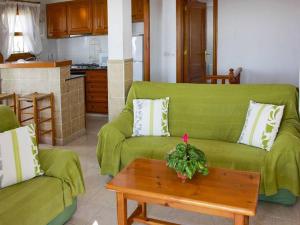 Casa Louise - Great Value 3 Bedroom House In Son Bou - Perfect For Families