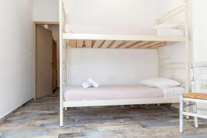 Luxury Naxos Suites Superior Quadruple Apartment City Center Modern