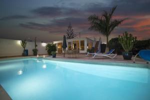 Villa Marisol Playa Blanca Stylish Comfort Private Heated Pool