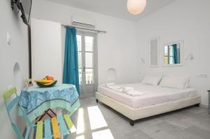 Endearing Naxos Apartment Quadruple Studio Private Balcony City Center