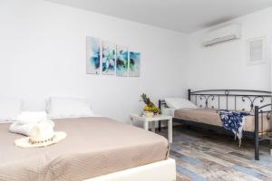 Luxury Naxos Suites Superior Apartment With Balcony Steps Away From
