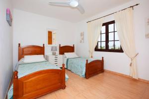 Delightful Costa Teguise Villa 4 Bedrooms Large Private Pool Villa Ellen