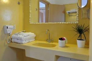 Luxury Paros Villa 1 Bedroom Villa Vrachian Earth Private Jacuzzi