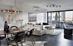 Stunning Athens Penthouse Apartment Historic Central Location Albus Senior