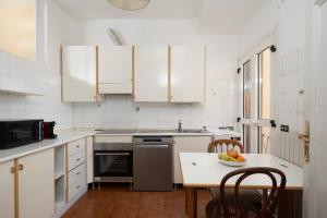 Top of Barbadori Tower River View Apartment by Ponte Vecchio