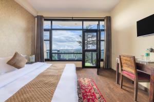 The Prakriti Resort Shimla l Lift l Multi Cuisine Restaurant l Free Parking l By Exotic Stays