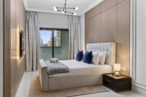 FIRST CLASS 2BR Timeless Luxury Living