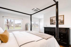 21 Staves Suite Louisville Bourbon Country Apt